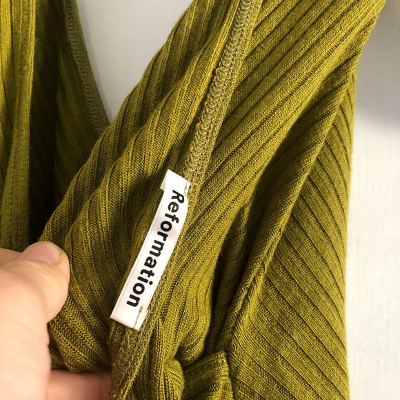 Reformation Dash Top - Picture 6 of 6